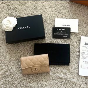 Chanel Caviar Beige flap cardholder
